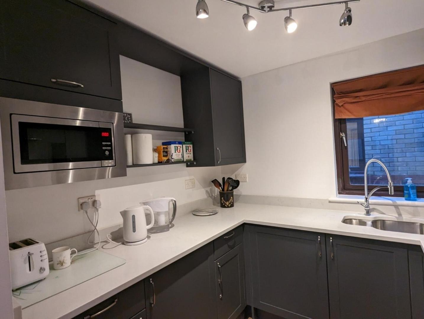 New Bright And Sunny Flat In Oxford City Centre Exterior photo